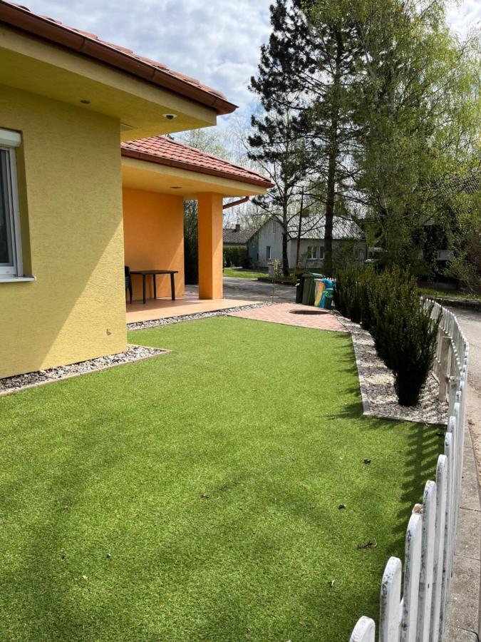 Villa Gracia Patince Buitenkant foto