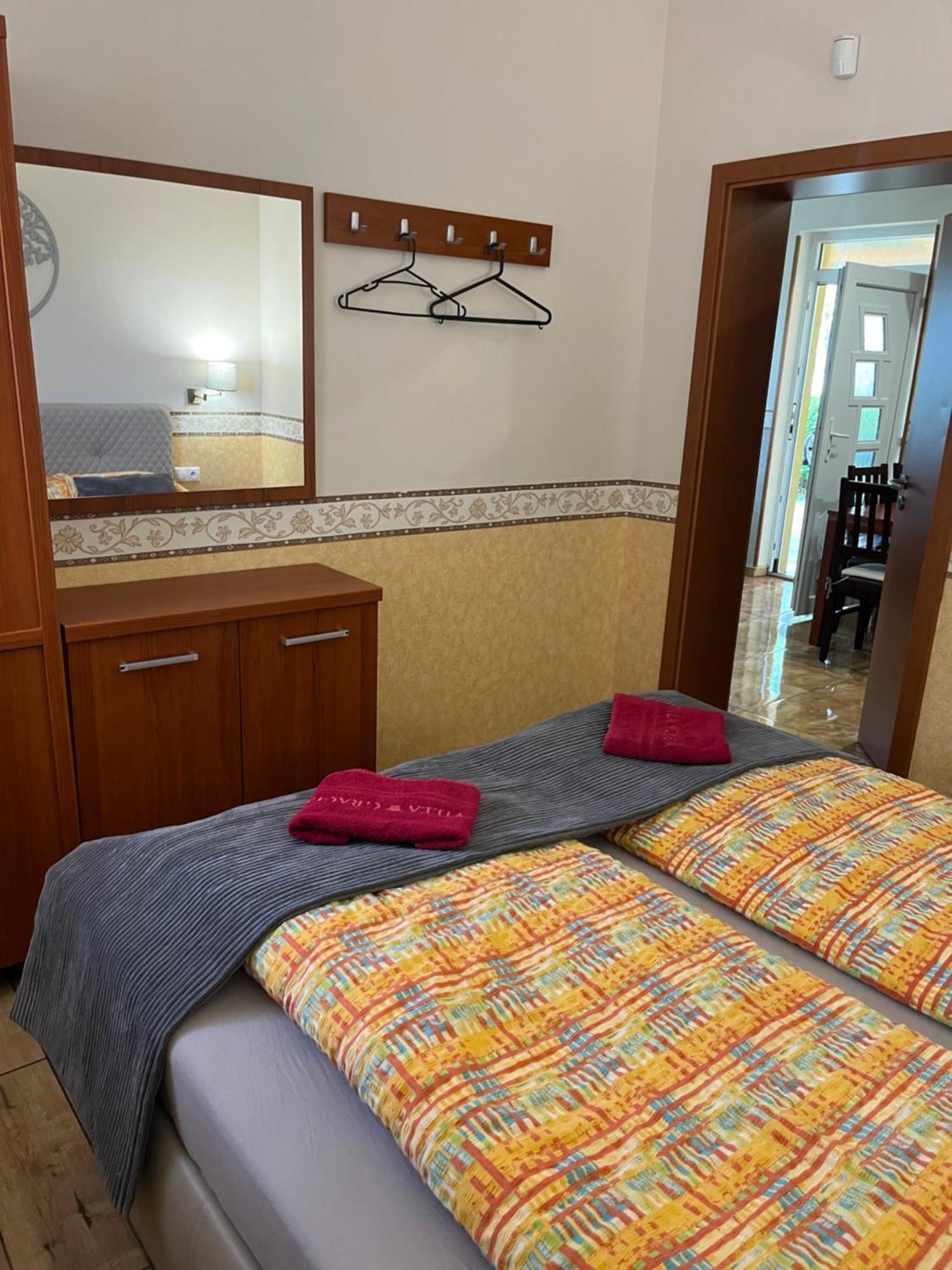 Villa Gracia Patince Buitenkant foto